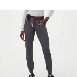 Figs Zamora Charcoal with Pink Drawstrings scrub Joggers this is for 2 pair